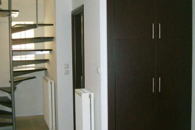 Ολική Ανακαίνιση Μεζονέτας 120 τ.μ. στην Αμφιάλη