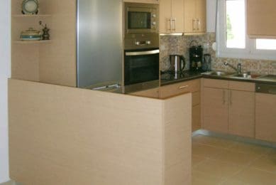 Ολική Ανακαίνιση Μεζονέτας 120 τ.μ. στην Αμφιάλη