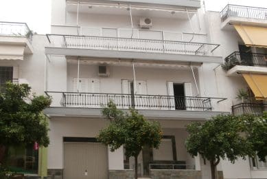 Εξωτερική Ανακαίνιση & Διαμόρφωση Αυλής στο Βοτανικό