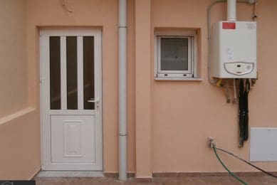 Ολική Ανακαίνιση & Κατασκευή Σπιτιού 70 τ.μ. στη Νίκαια