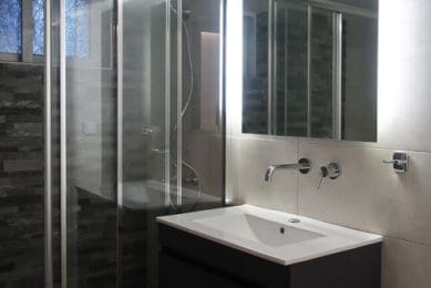 Ολική Ανακαίνιση Σπιτιού 100 τ.μ. στη Λυκόβρυση