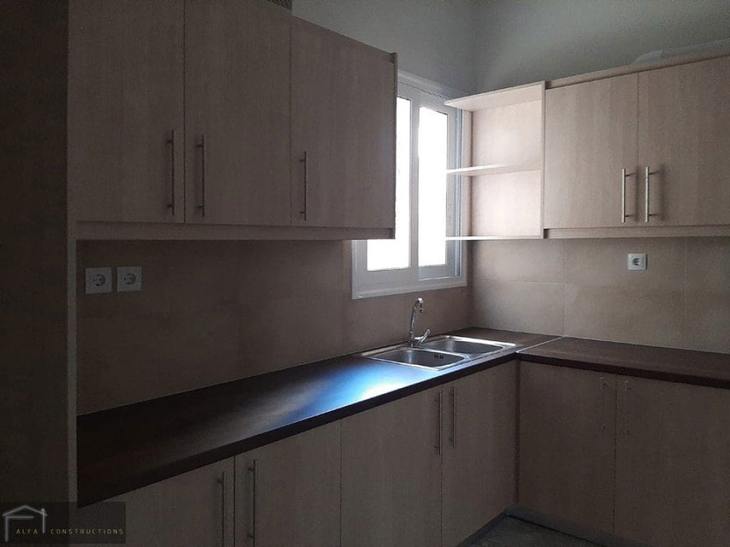 Επισκευή Σπιτιού & Αποκατάσταση Οροφής στο Σταθμό Λαρίσης